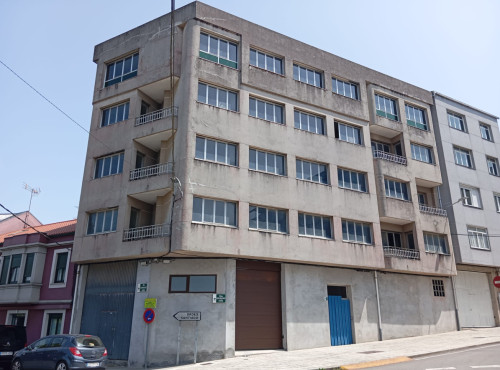 Edificio en Carballo para reformar