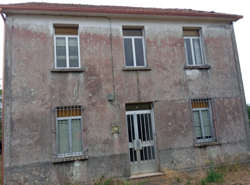 Casa en Coristanco ( muiño seco )