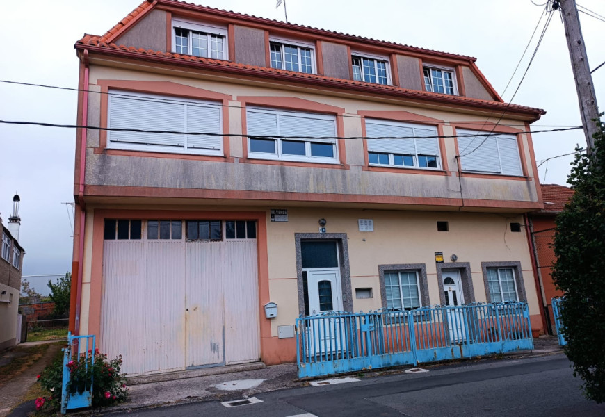 Piso en Bertoa, Carballo
