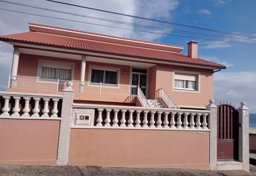 Casa Veraniega en Razo