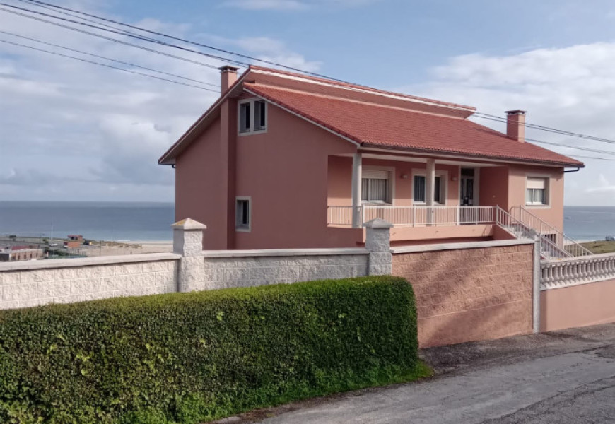 Casa Veraniega en Razo