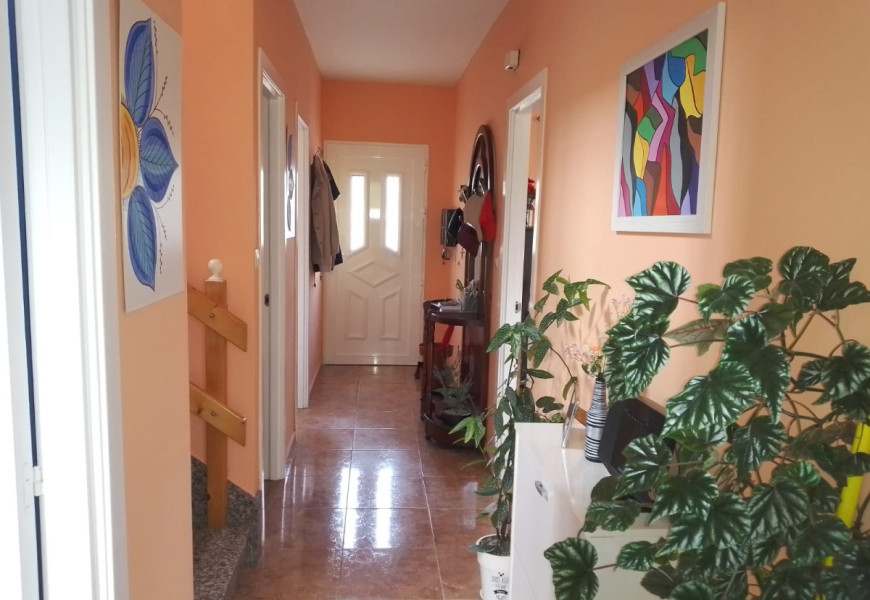 Casa en la carretera de Rus para entrar a vivir