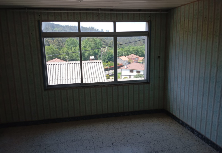 Casa en Entrecruces cerca de Carballo