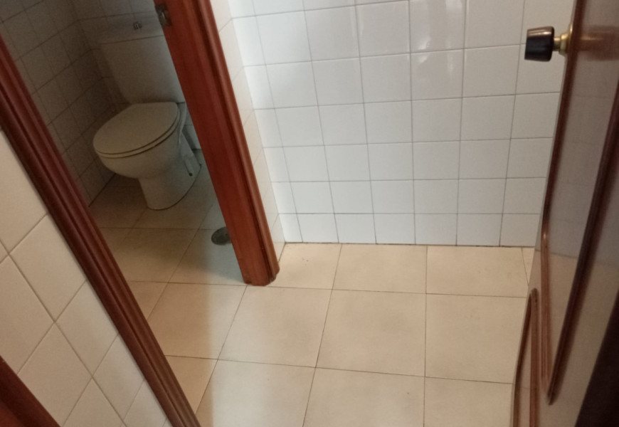 Oficina para alquilar en el centro de Carballo