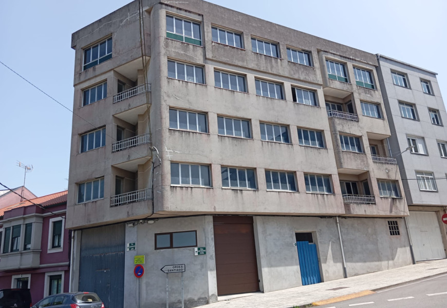 Edificio en Carballo para reformar