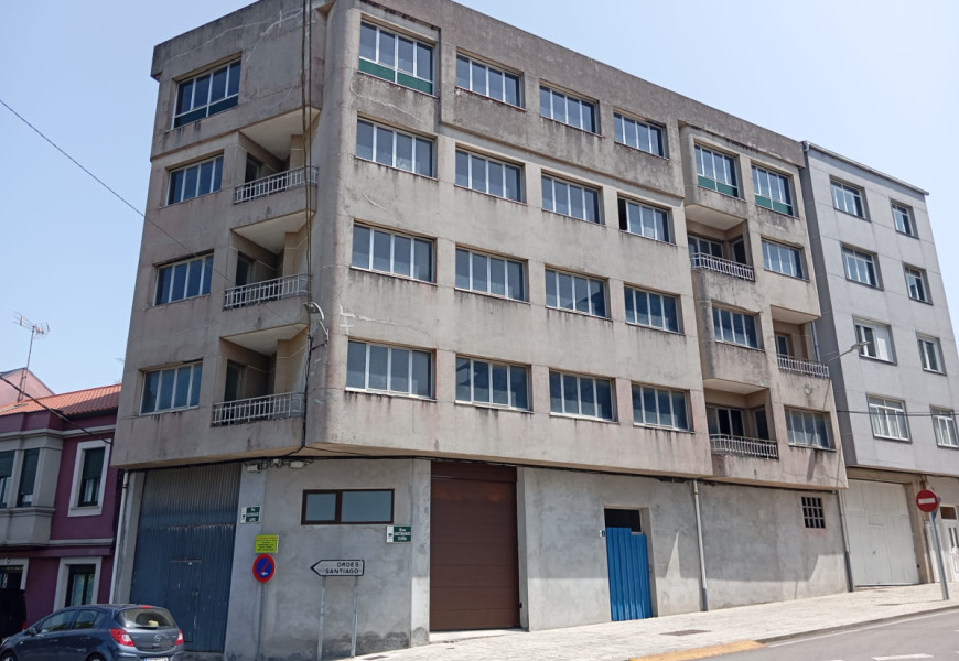 Edificio en Carballo para reformar