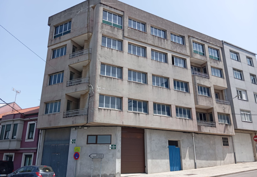 Edificio en Carballo para reformar