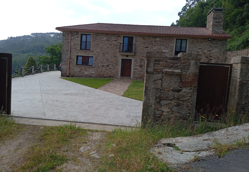 Espectacular casa en Laracha a estrenar.