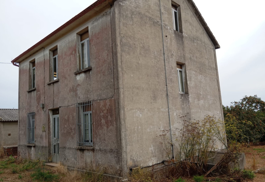 Casa en Coristanco ( muiño seco )