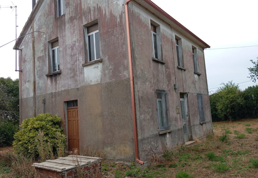 Casa en Coristanco ( muiño seco )