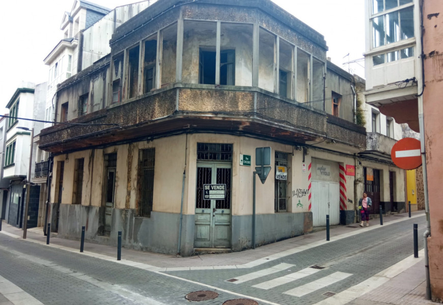 Edificio en rúa da Saúde