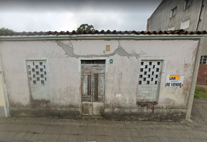 Casa en Avda da Milagrosa, Carballo